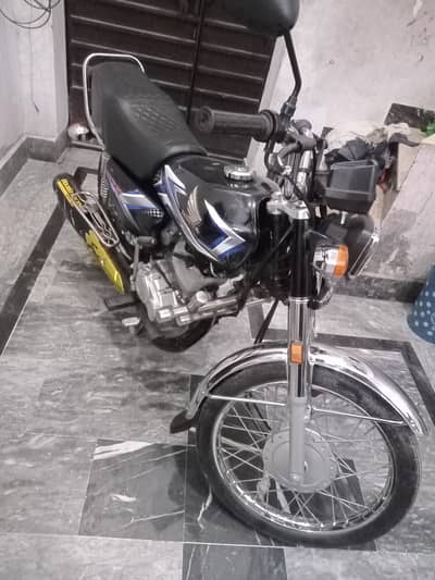 cD 125 honda