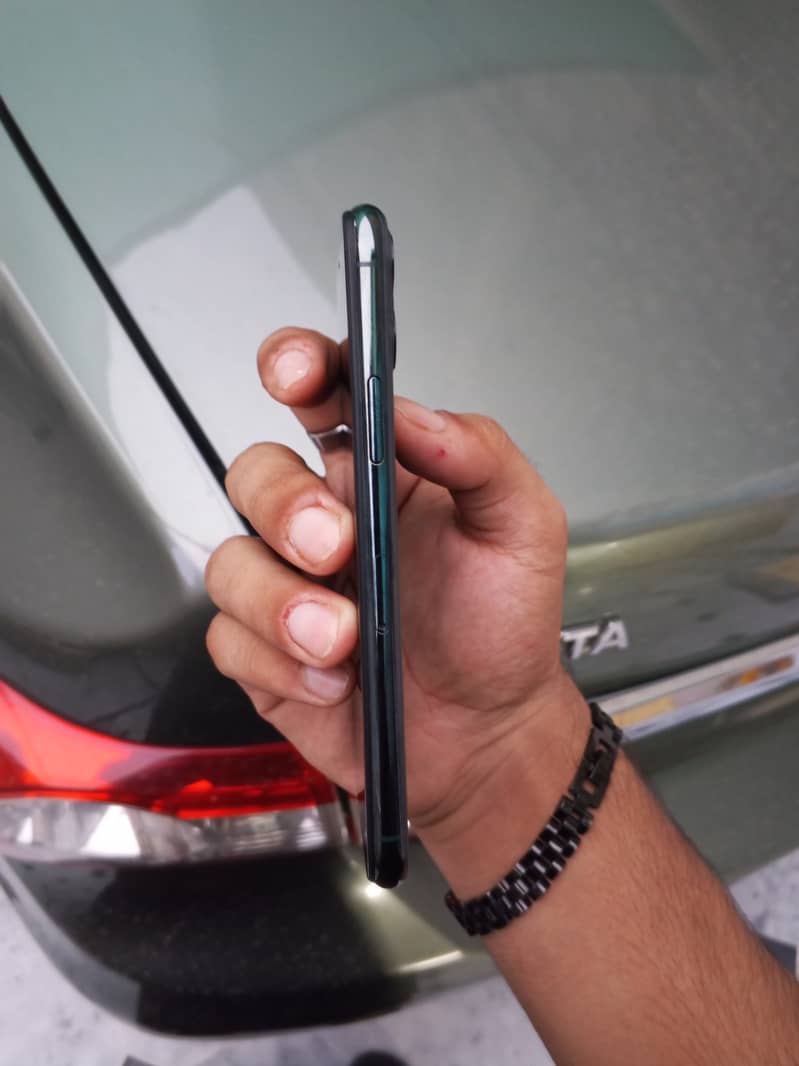Apple iPhone 11 Pro 5
