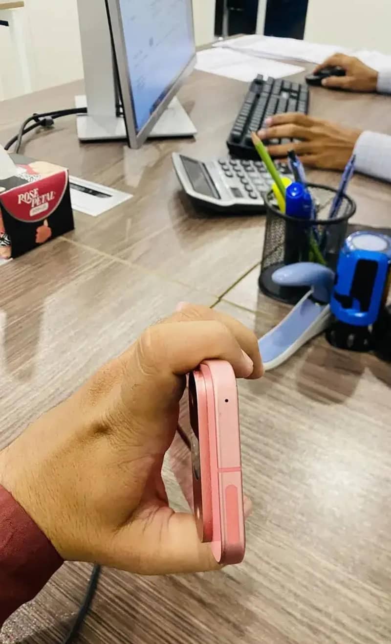 Google Pixel 9 2