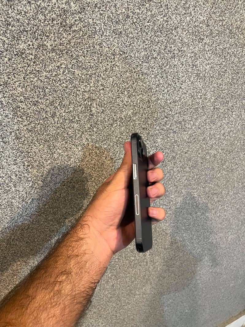 Apple iPhone 14 1