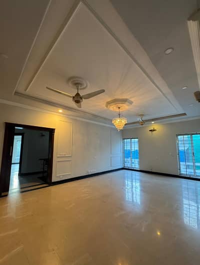 1 Kanal, 3 Bed Rooms, Beautiful Tile Flooring Portion Available For Rent.