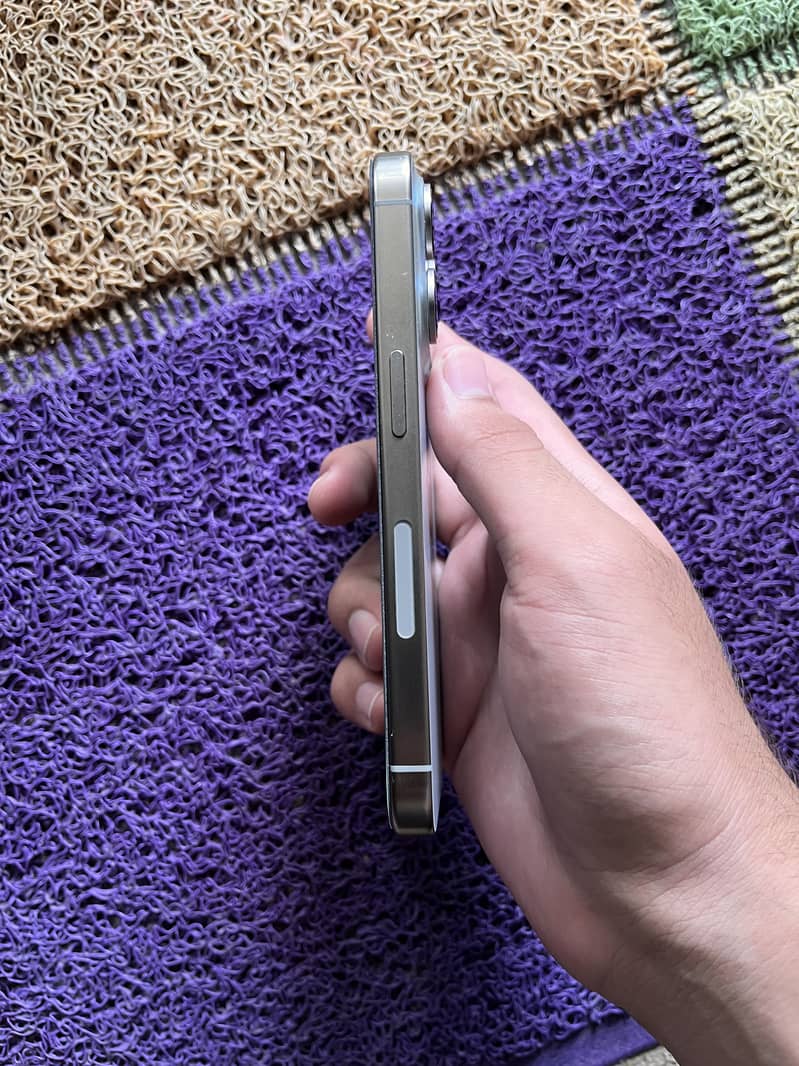 Apple iPhone 15 Pro 5