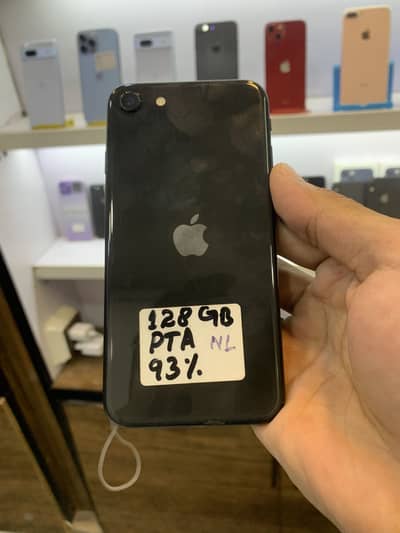 I PHONE SE (OFFER) 03275894788
