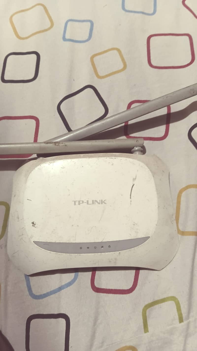 TP-LINK Router 0