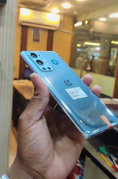 oneplus 9 pro 12/256  GB