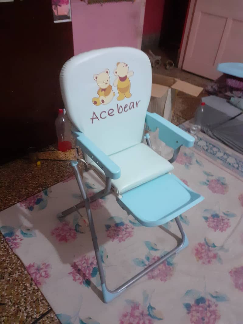dining/high chair 2
