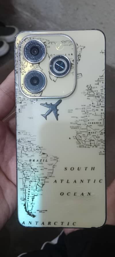 Infinix Hot 40i  With Box + Charger 4+4 ram 128 Storage