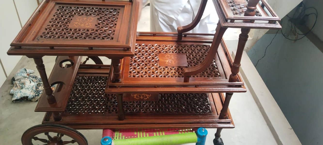 tea trolly 0