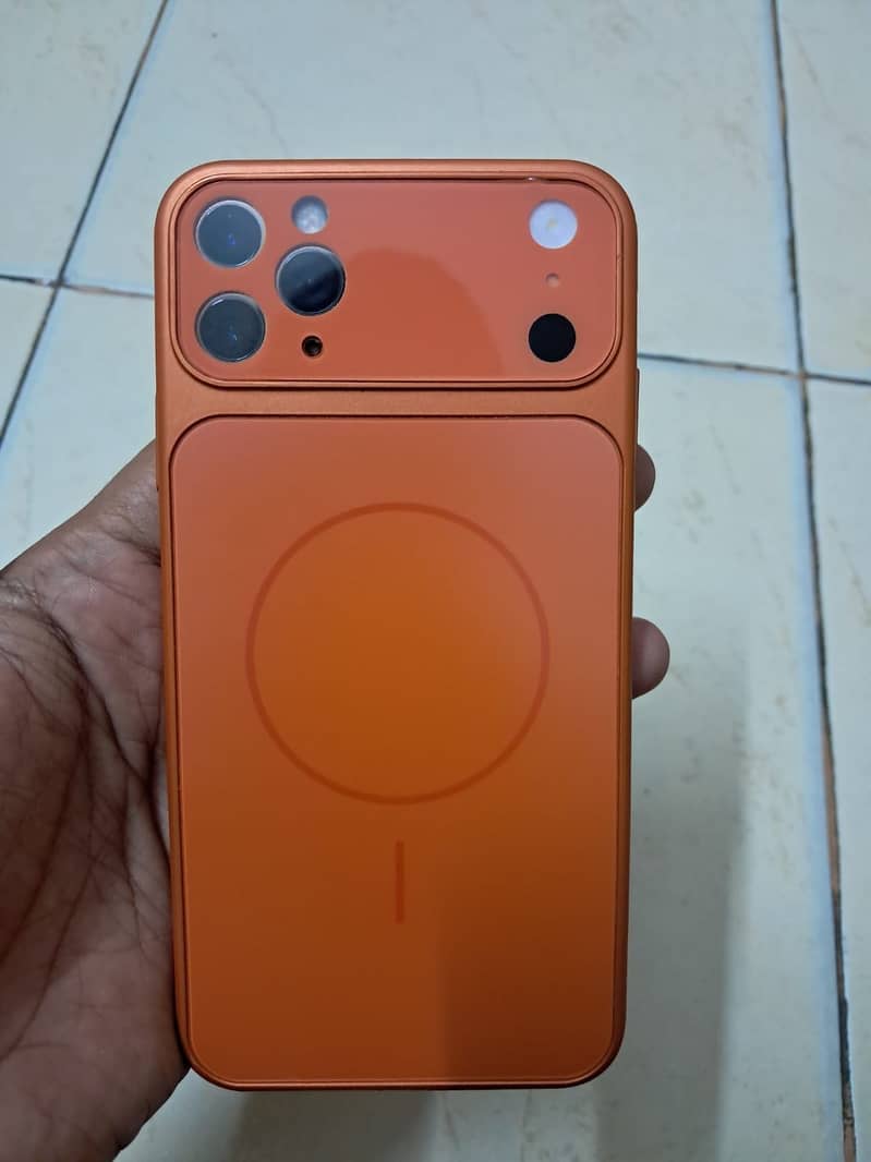 Apple iPhone 11 Pro Max 0