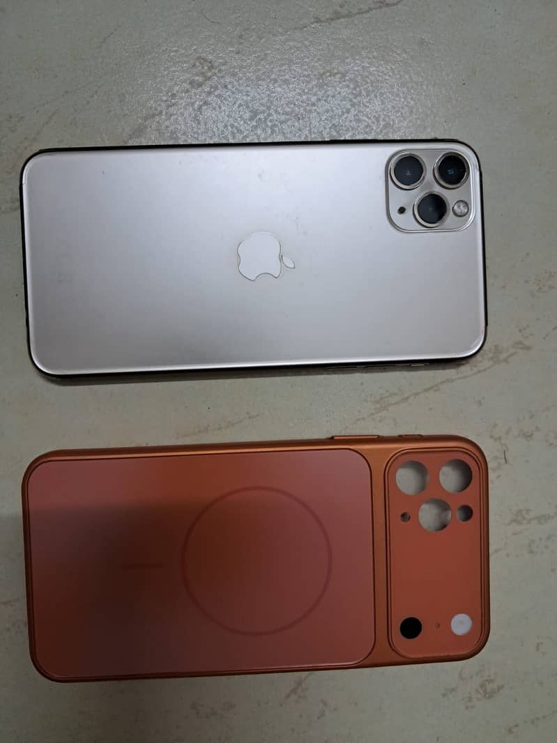 Apple iPhone 11 Pro Max 2