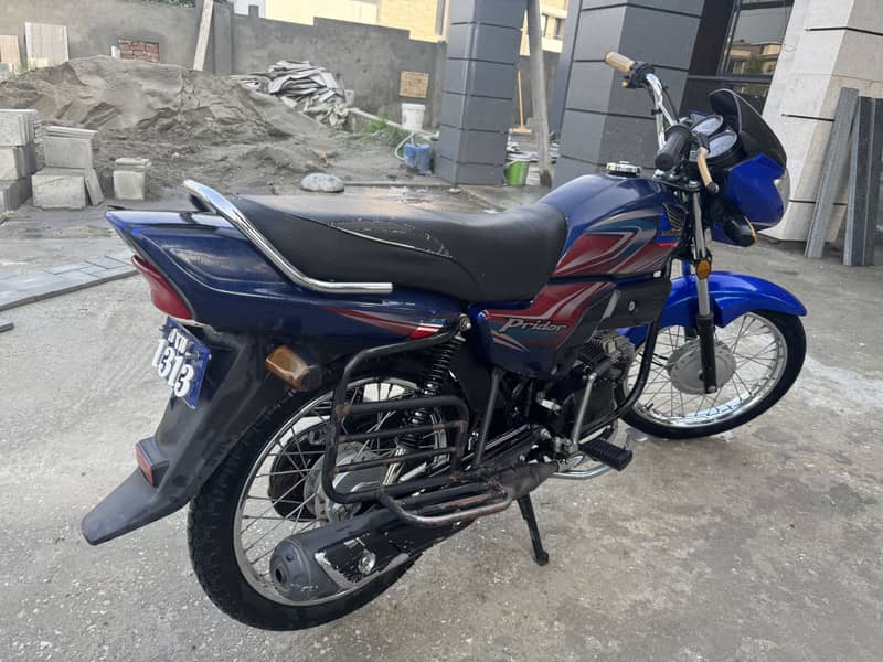 Model ; 2024/2025 0