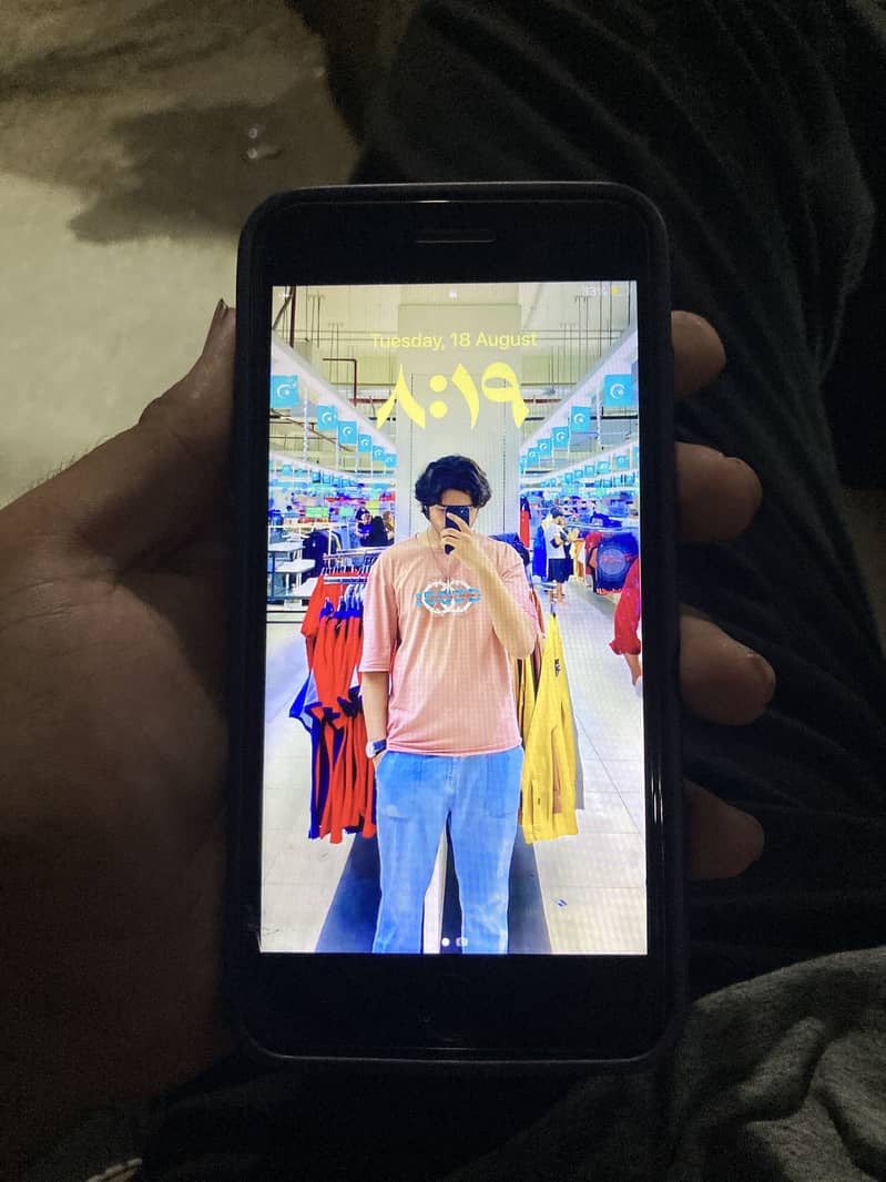 Apple iPhone 8 Plus 1