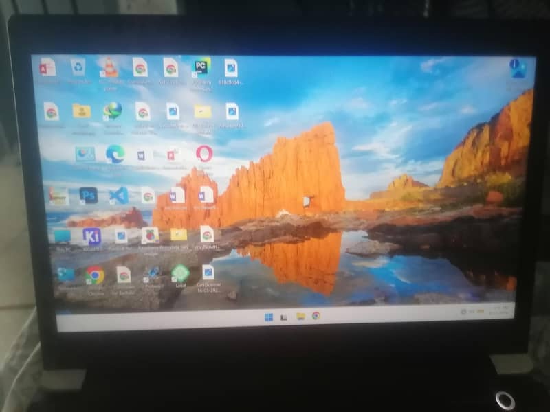 dynabook core i7 8th generation 0
