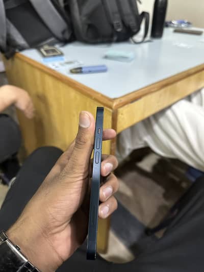 Apple iPhone 14