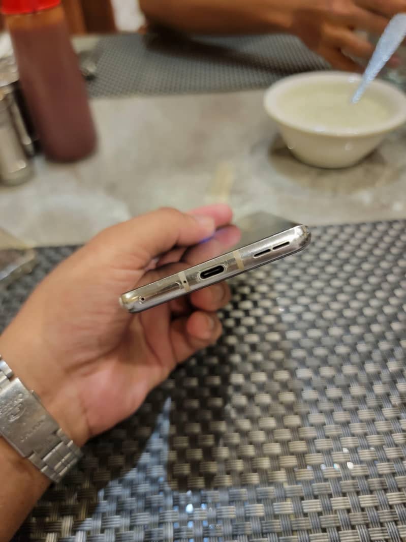 One Plus 8 6