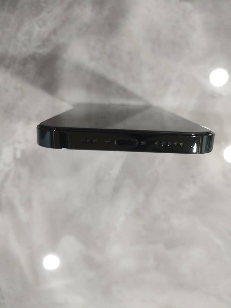 Apple iPhone 12 Pro 2