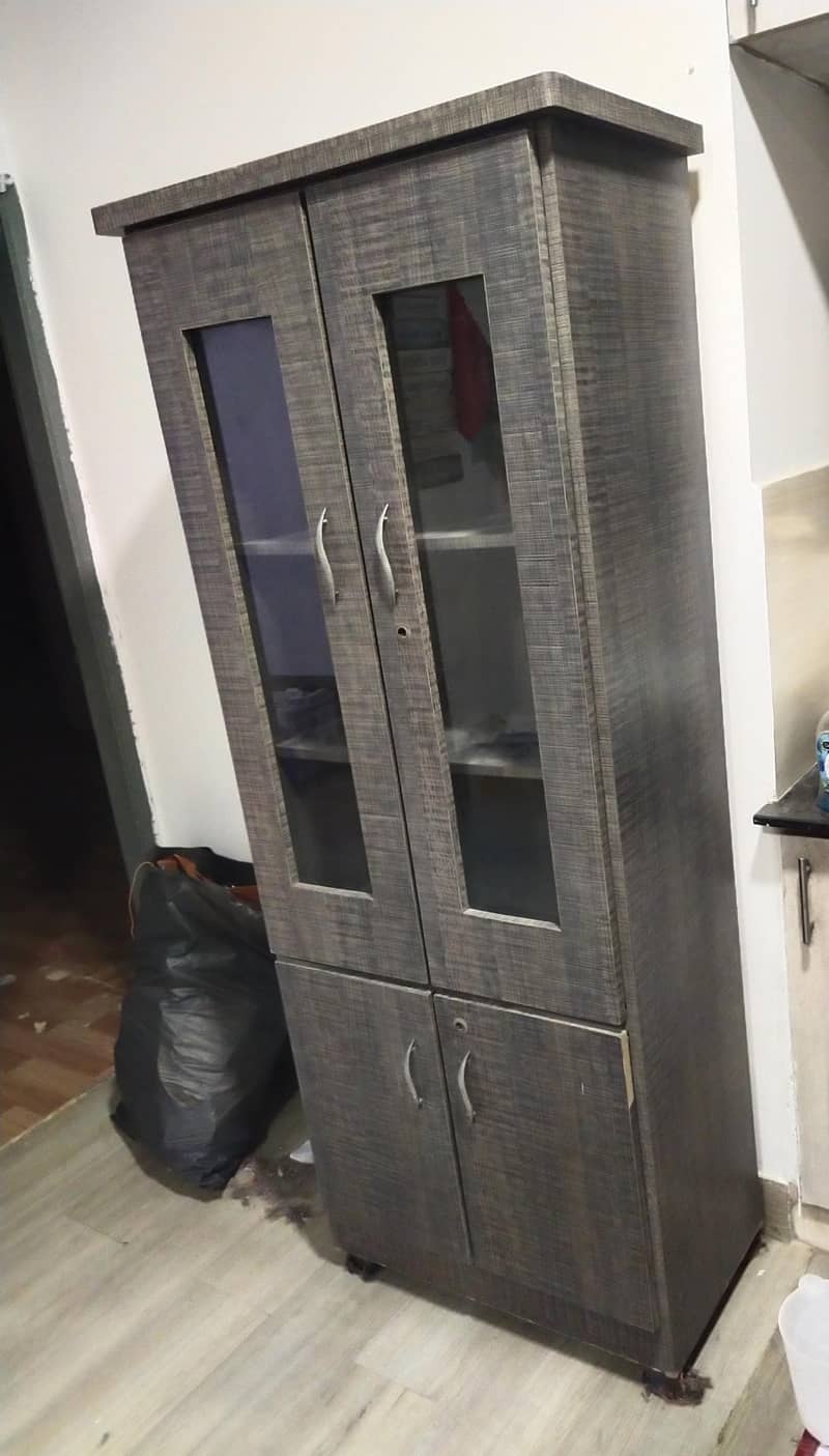 cupboard 0