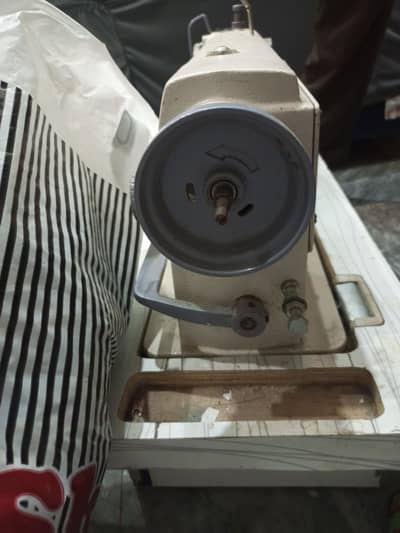 sewing machine