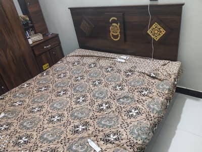 Wooden set , bed set, solid bed , bed set with side tables dressing