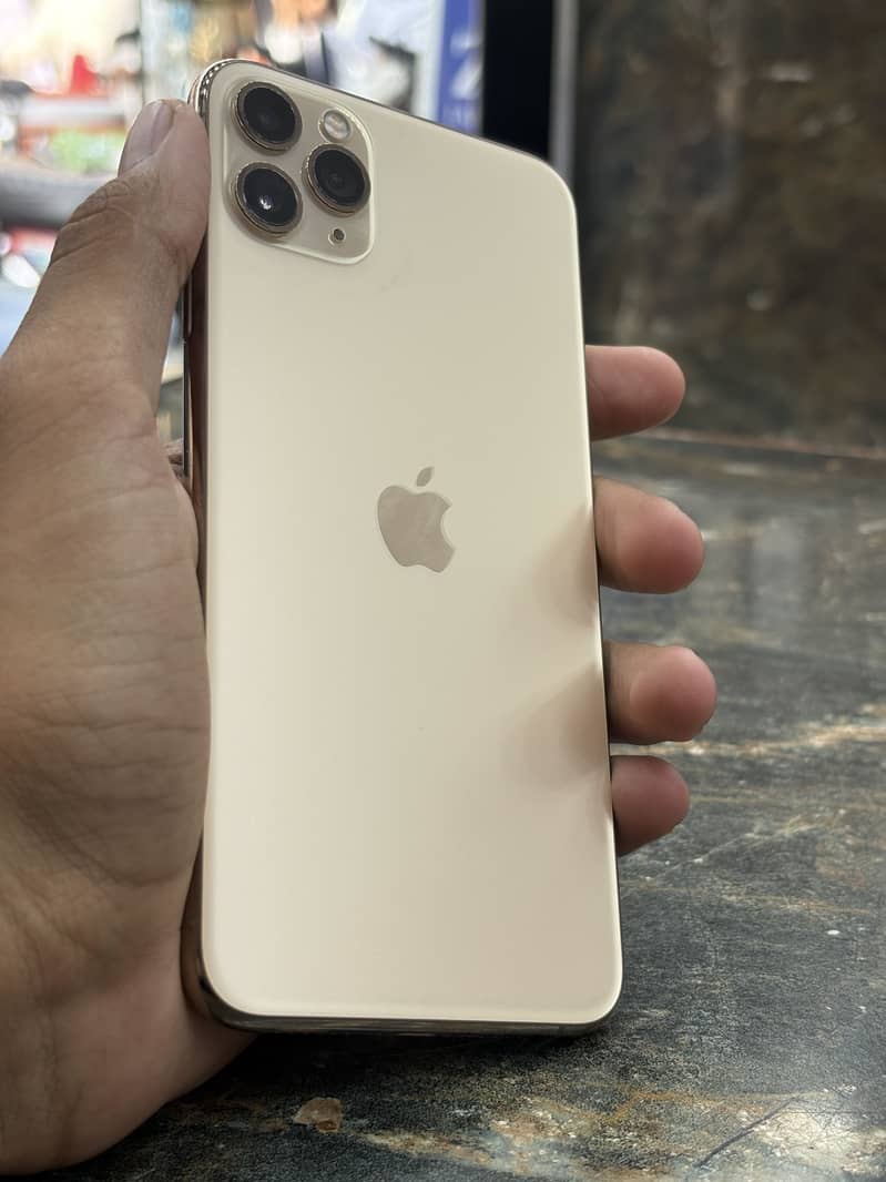 Apple iPhone 11 Pro Max 5