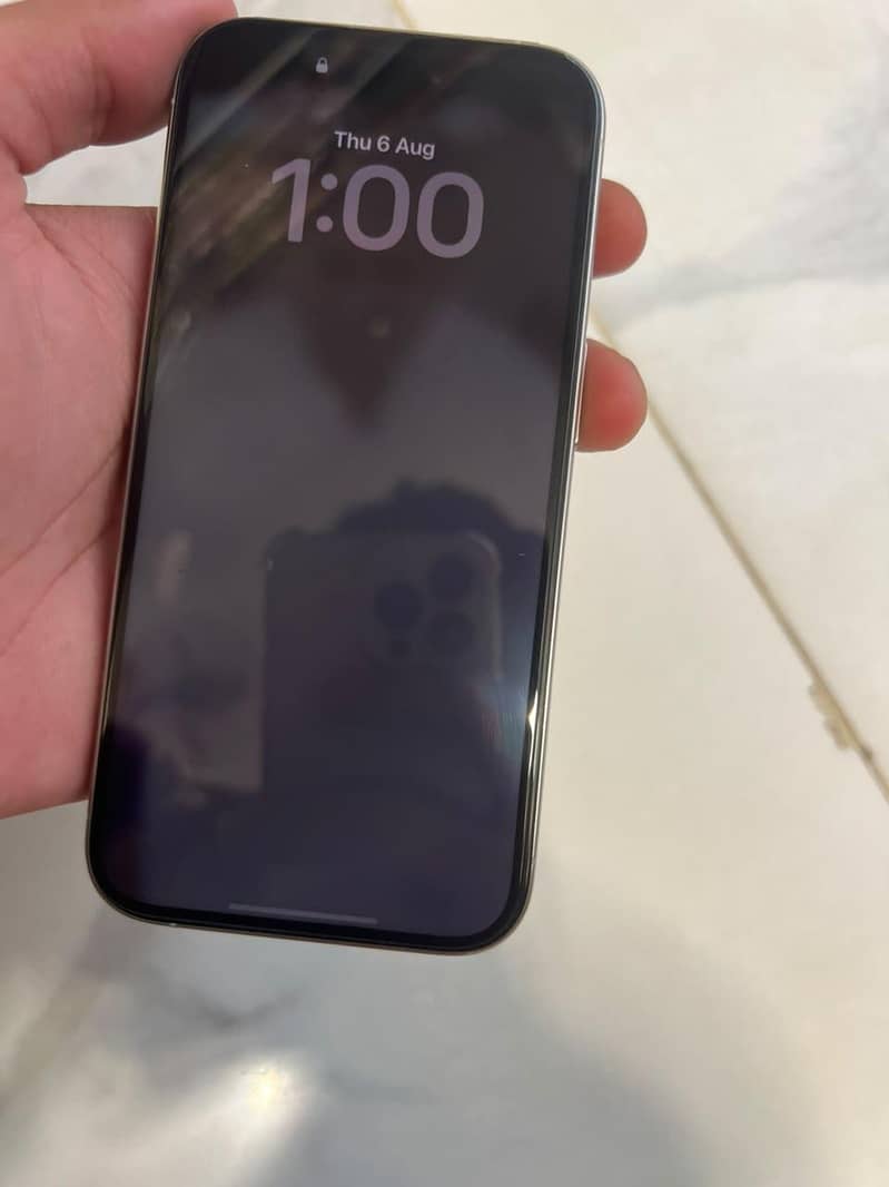 Apple iPhone 15 Pro 3