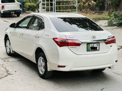 Toyota Corolla GLI Automatic 2015/2016