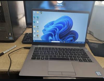 Core i5 8th Generation v Pro 8gb ddr4 256 SSD slim