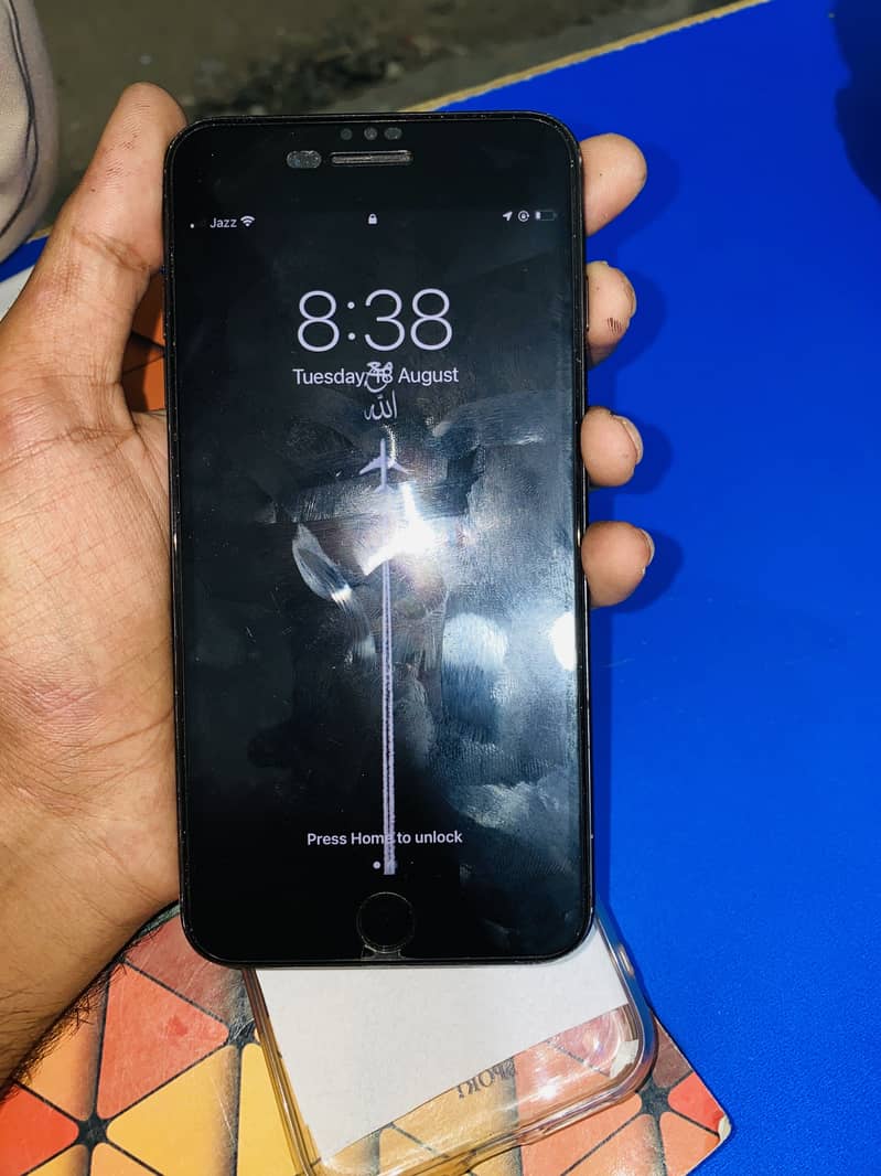 Apple iPhone 7 Plus 2
