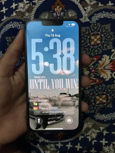 Apple iPhone 13