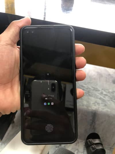OPPO F17 Pro