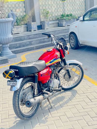 125 sale deimond 1lack40 hazar payar mohbat ho ja gai