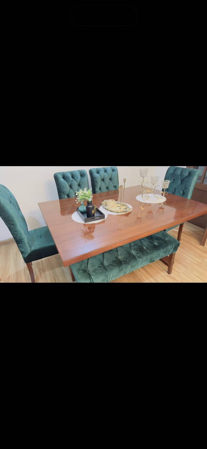 Dining table 0
