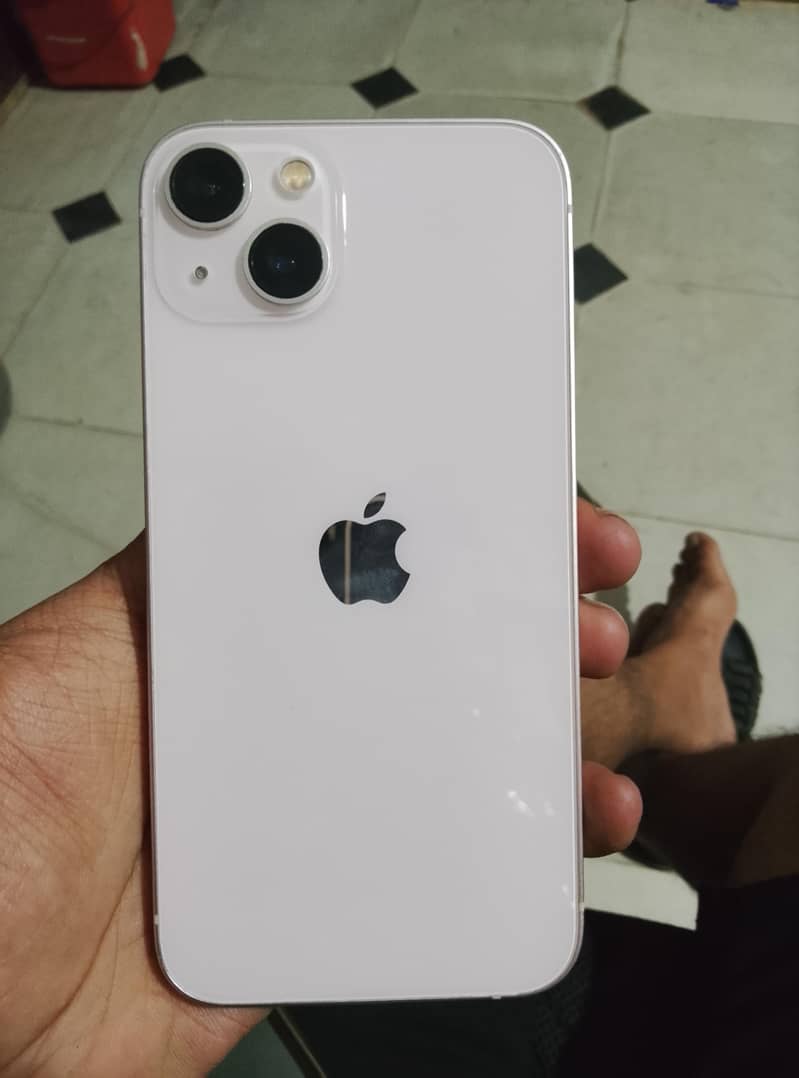 Apple iPhone 13 1