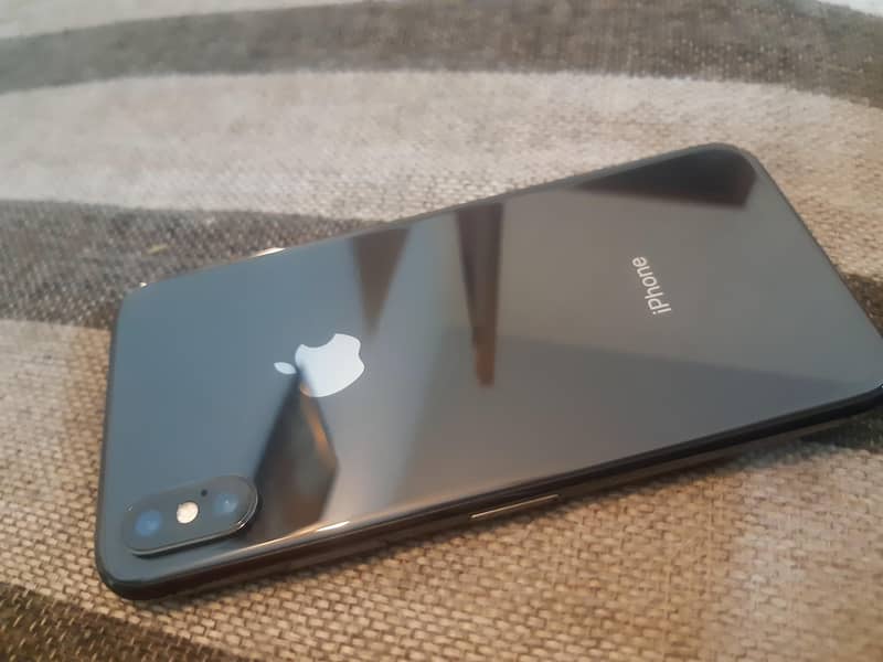 Apple iPhone X 2