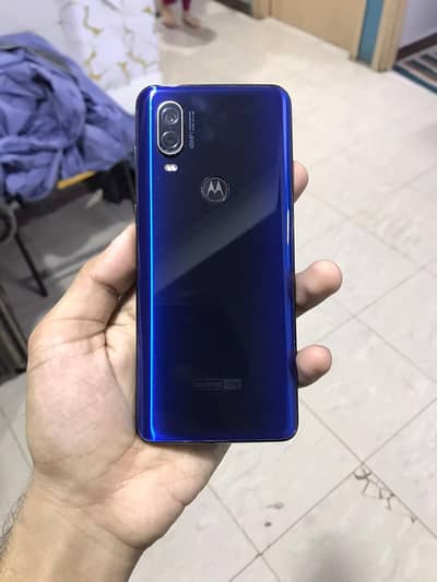 Motorola One Vision
