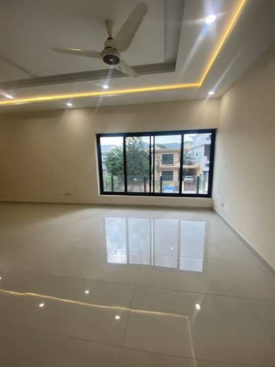 Beautiful Portion for rent