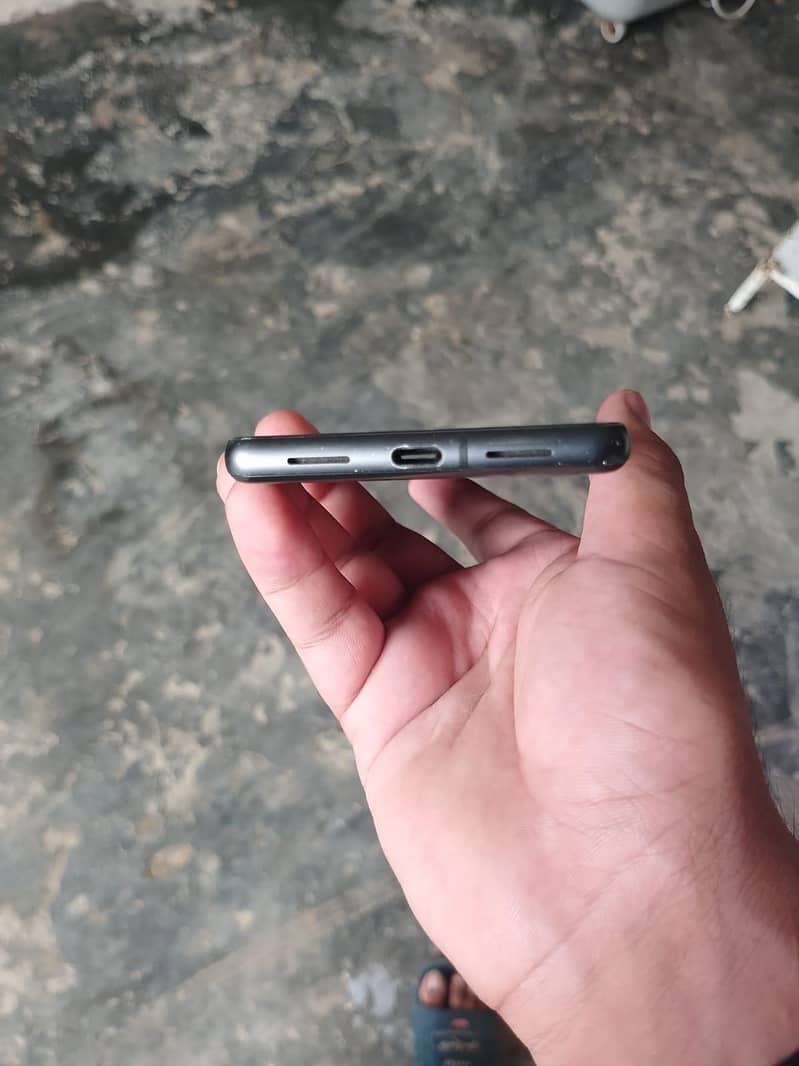 Google Pixel 7 4