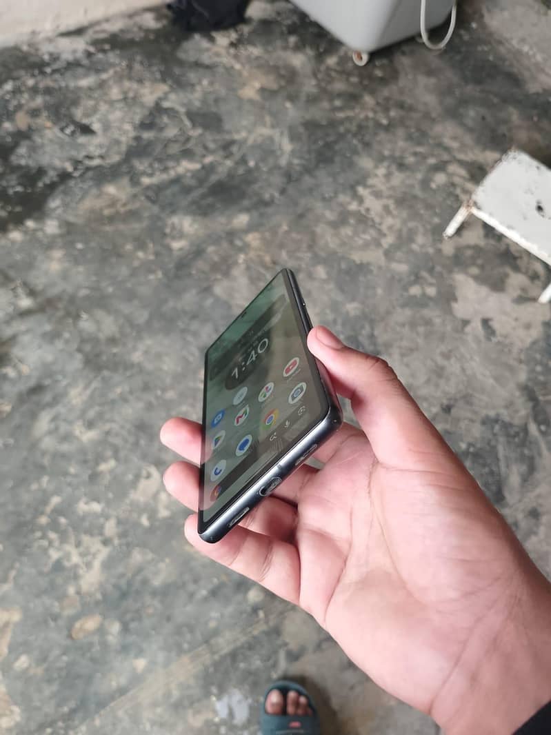 Google Pixel 7 5