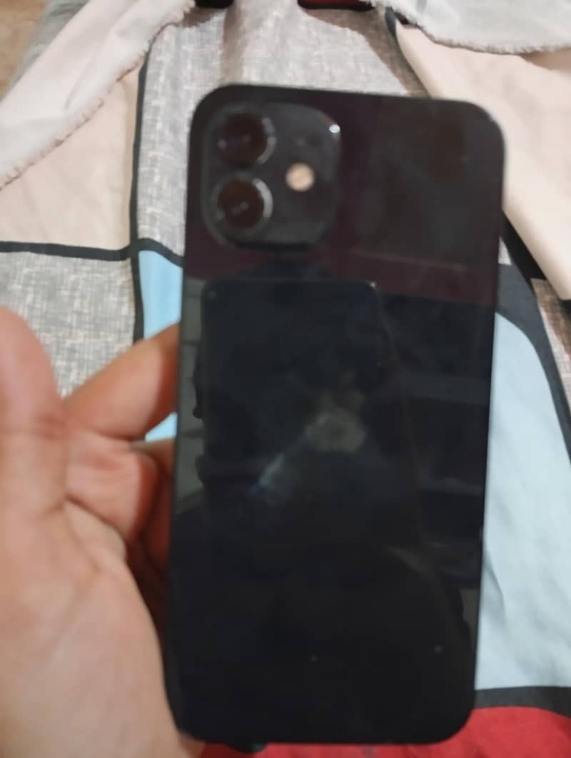 Apple iPhone 12 1