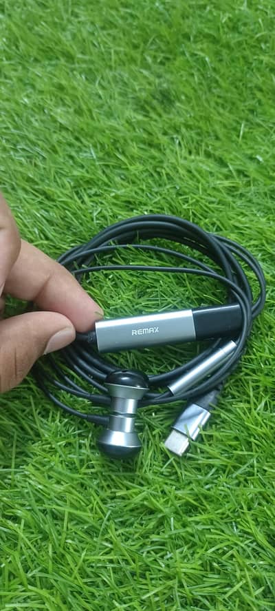 Remax realtime Voice changer Handfree