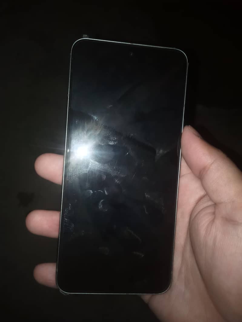 Google Pixel 8 6