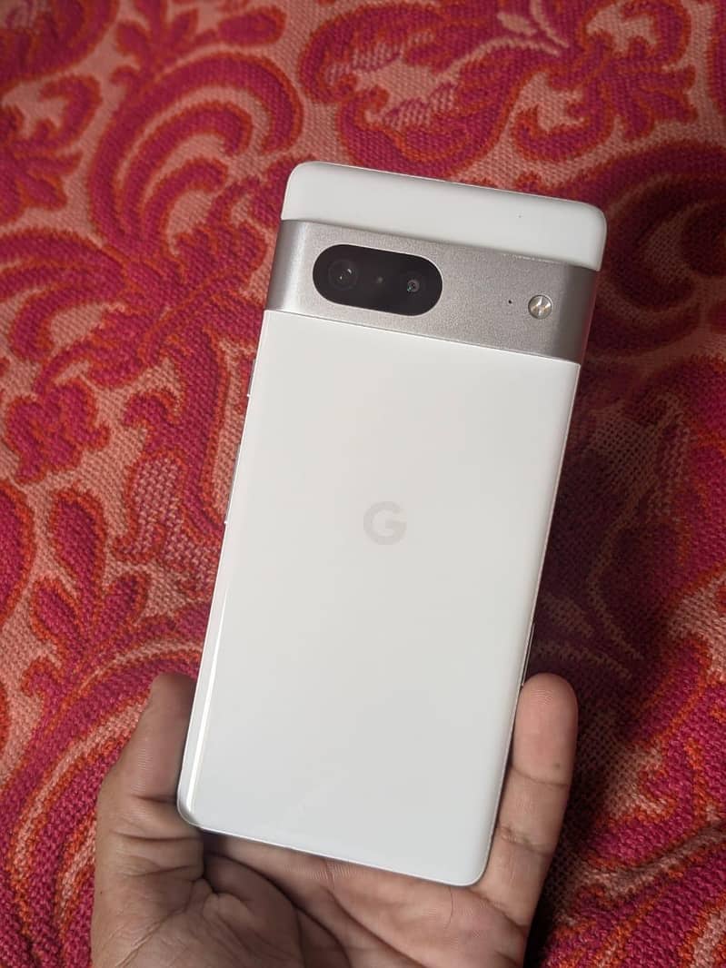 Google Pixel 7 3