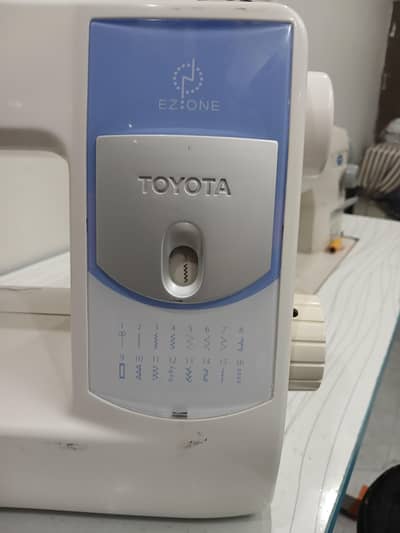 TOYOTA SEWING MACHINE
