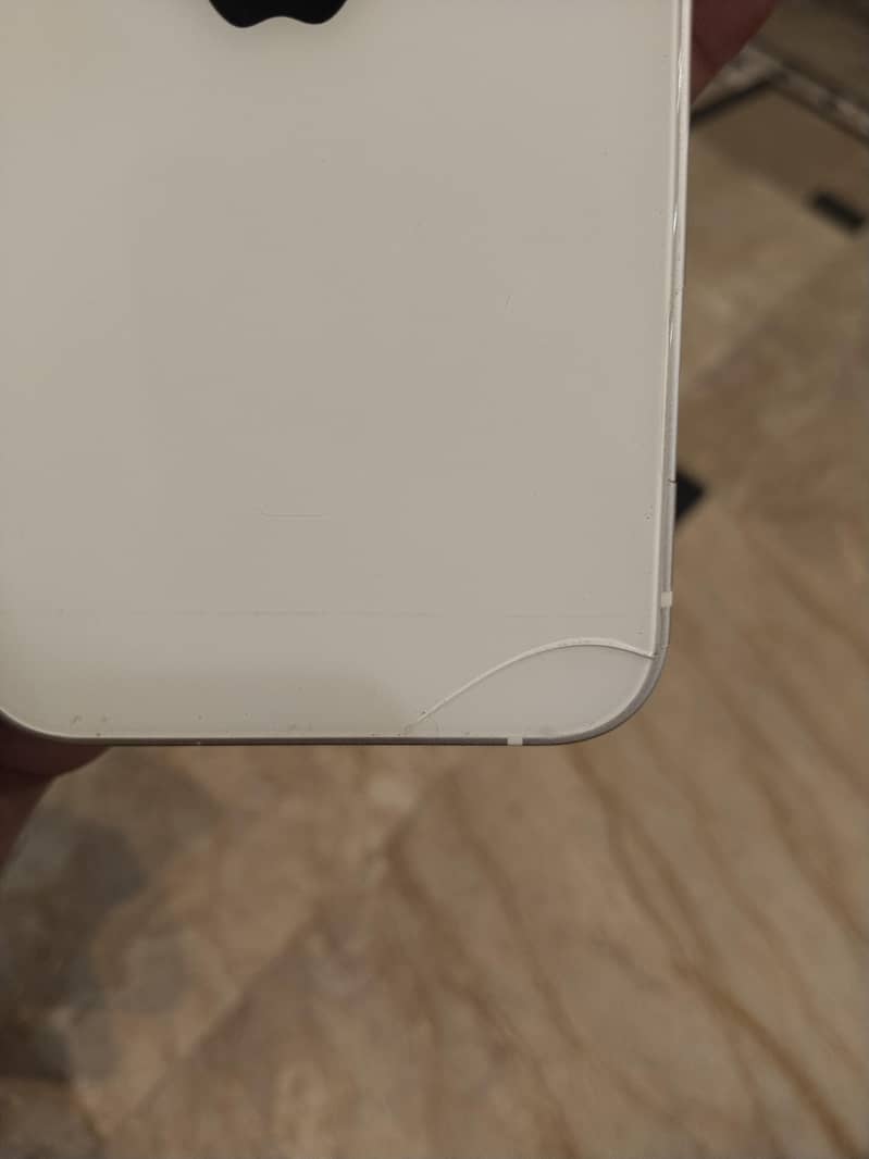 Apple iPhone 14 1