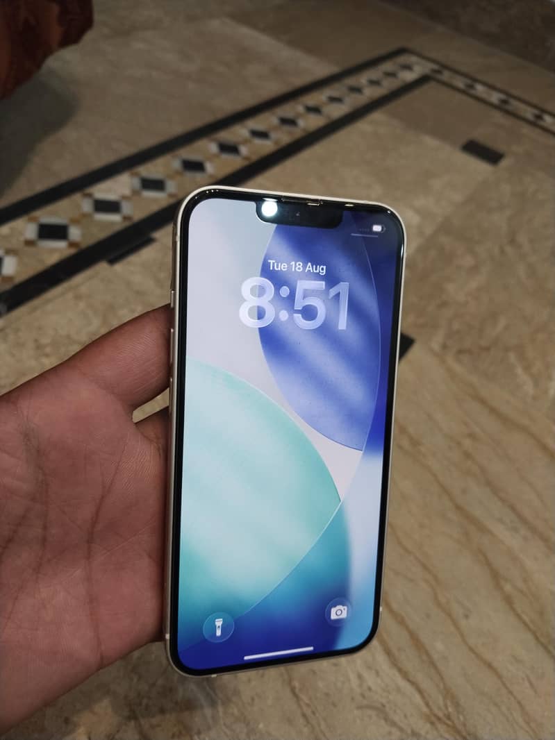 Apple iPhone 14 3