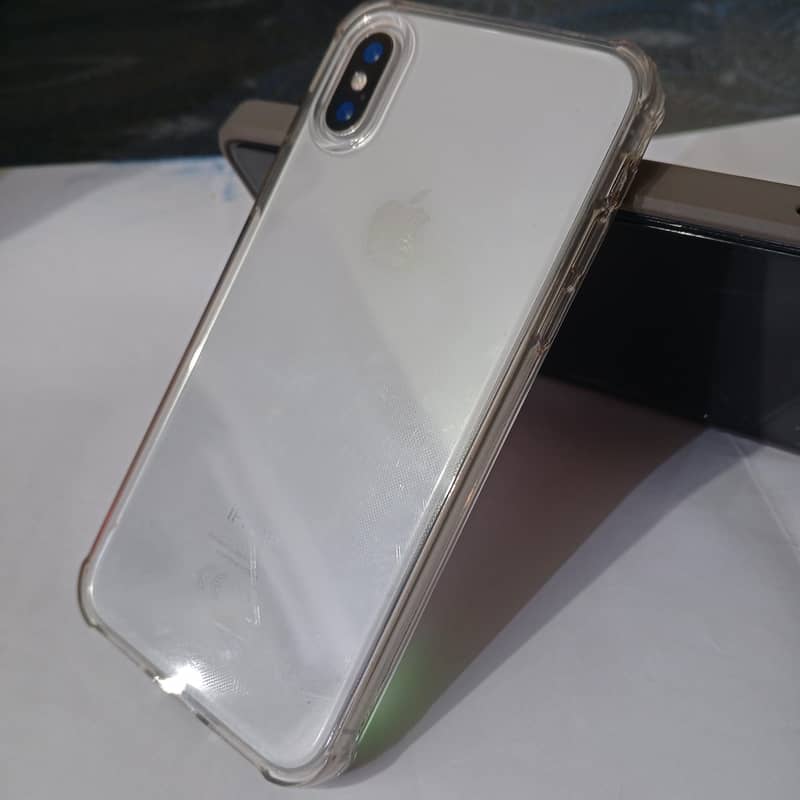 Apple iPhone X 10