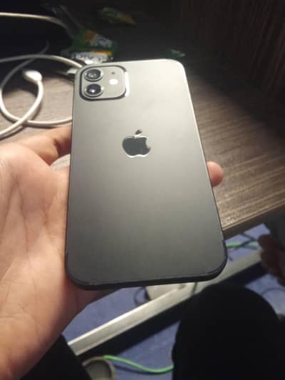 Apple iPhone 12