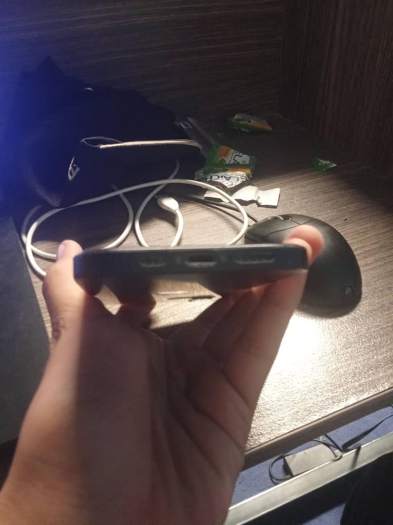 Apple iPhone 12 5