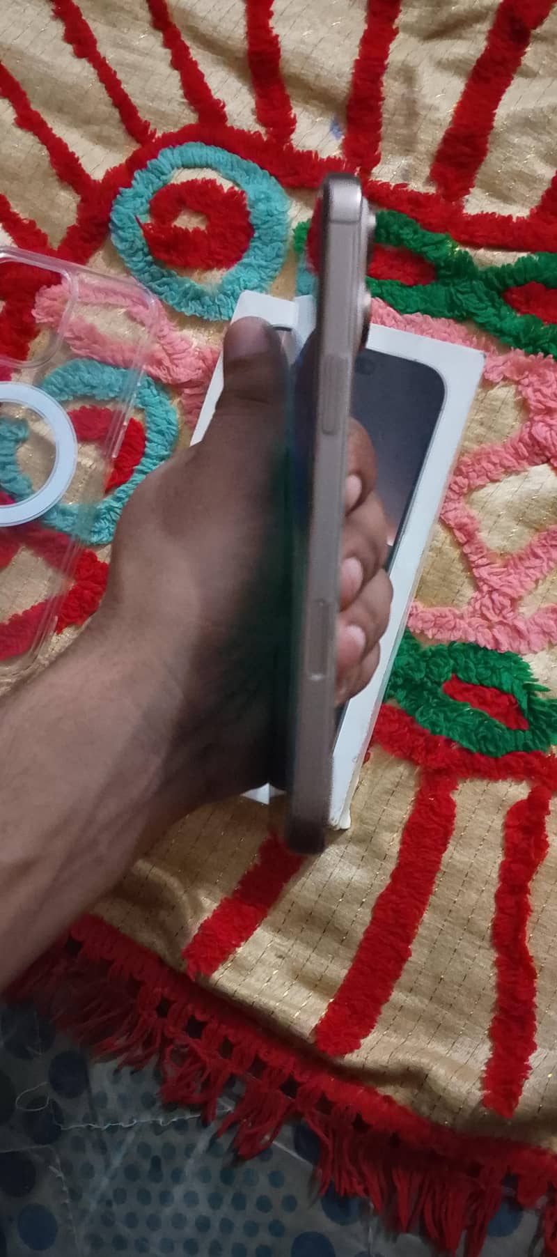 Apple iPhone 16 Pro Max 3