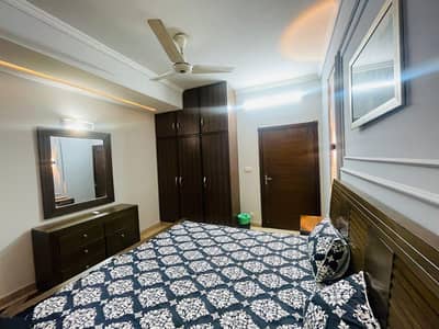 One Bedroom Appartment Available For Rent in E11 Daily Weekly Basis